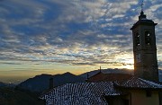 96 Alla Chiesa di Catremerio con tramonto in Linzone